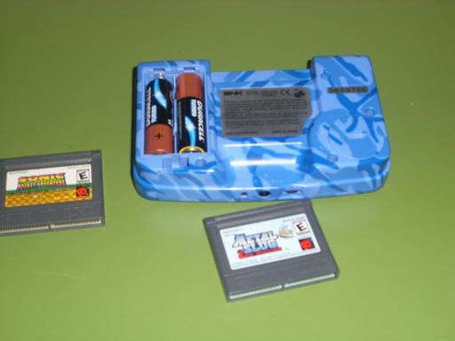 Игровое железо - «Маленькая консоль на фоне большого краха» - рассказ о Neo-Geo Pocket Color